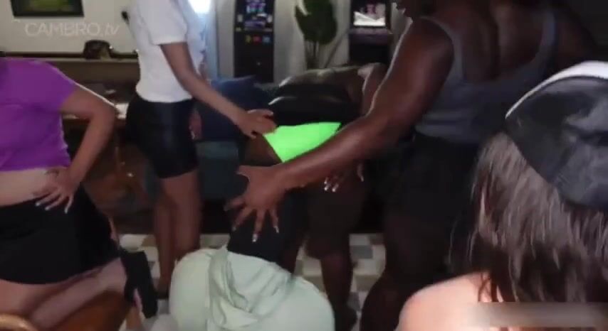 10 on 1 slave face farting
