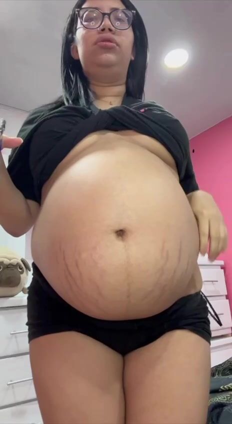 Gassy preggo burps
