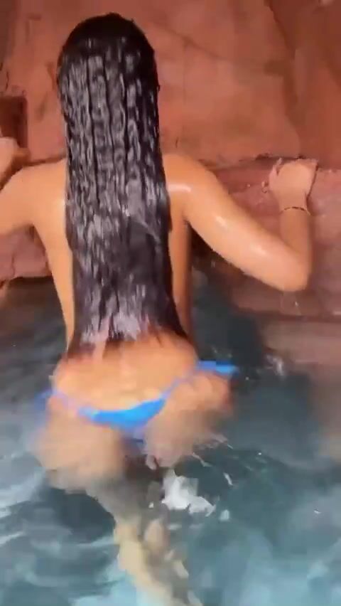 Rubi rose