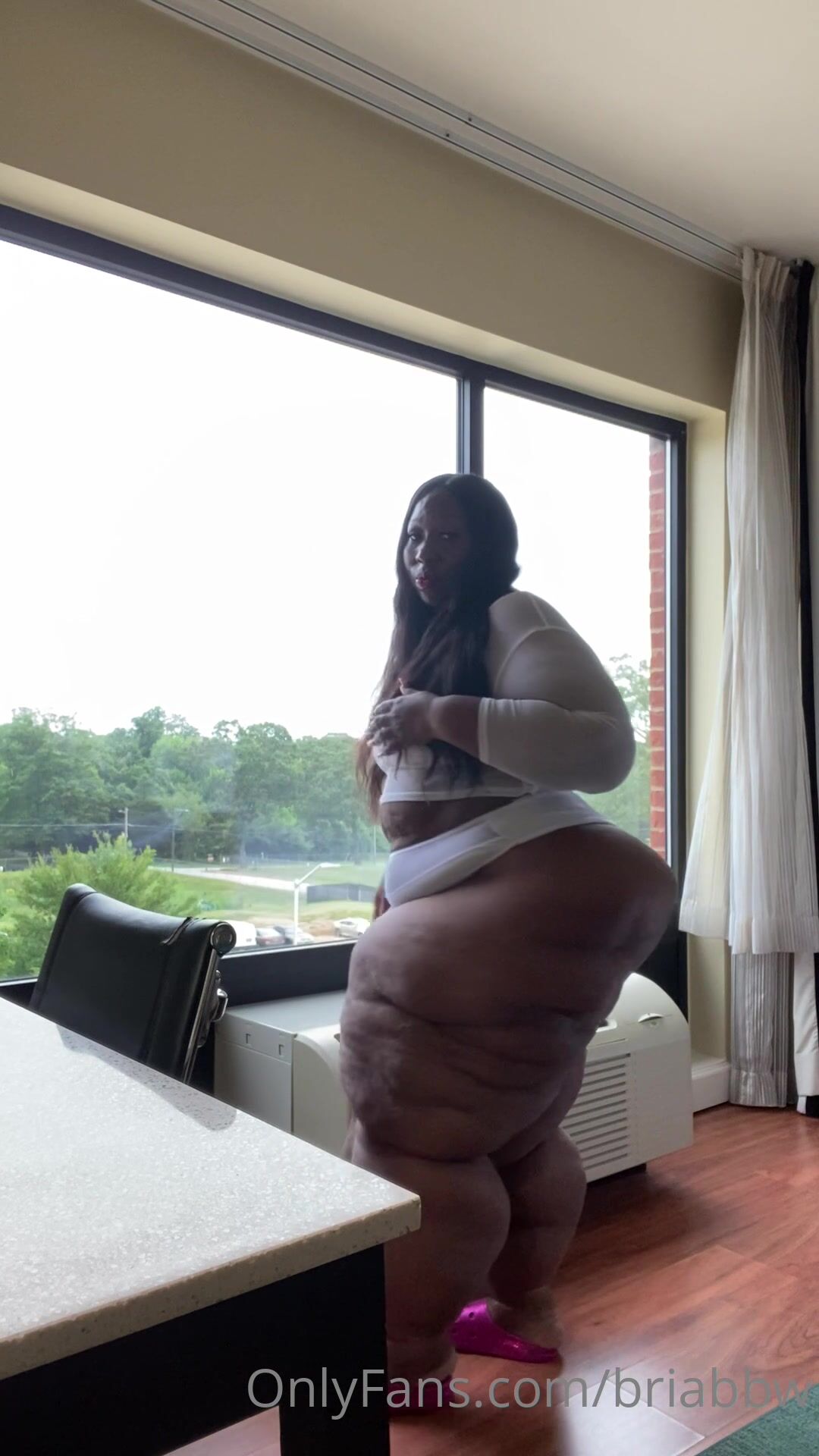 BBW BRIA 3
