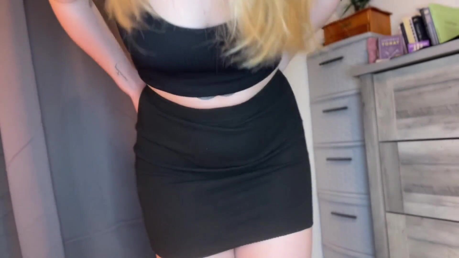 JessieKayFarts - Fart slave POV