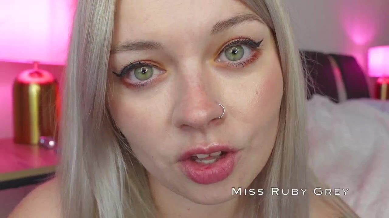 Ruby Grey Vore Whore