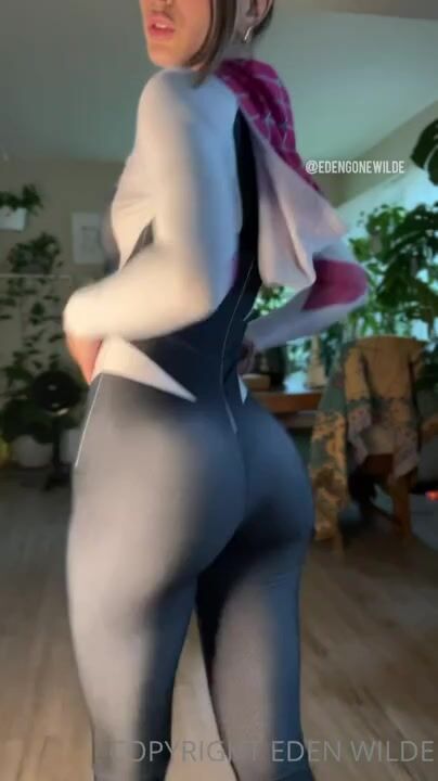 EdenWilde spider gwen