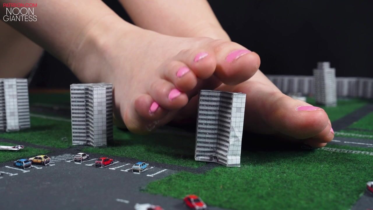 [NoonGTS] - Alex Giantess
