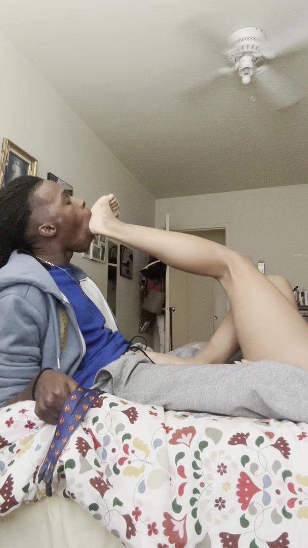 Taiga Bed Foot Gagging