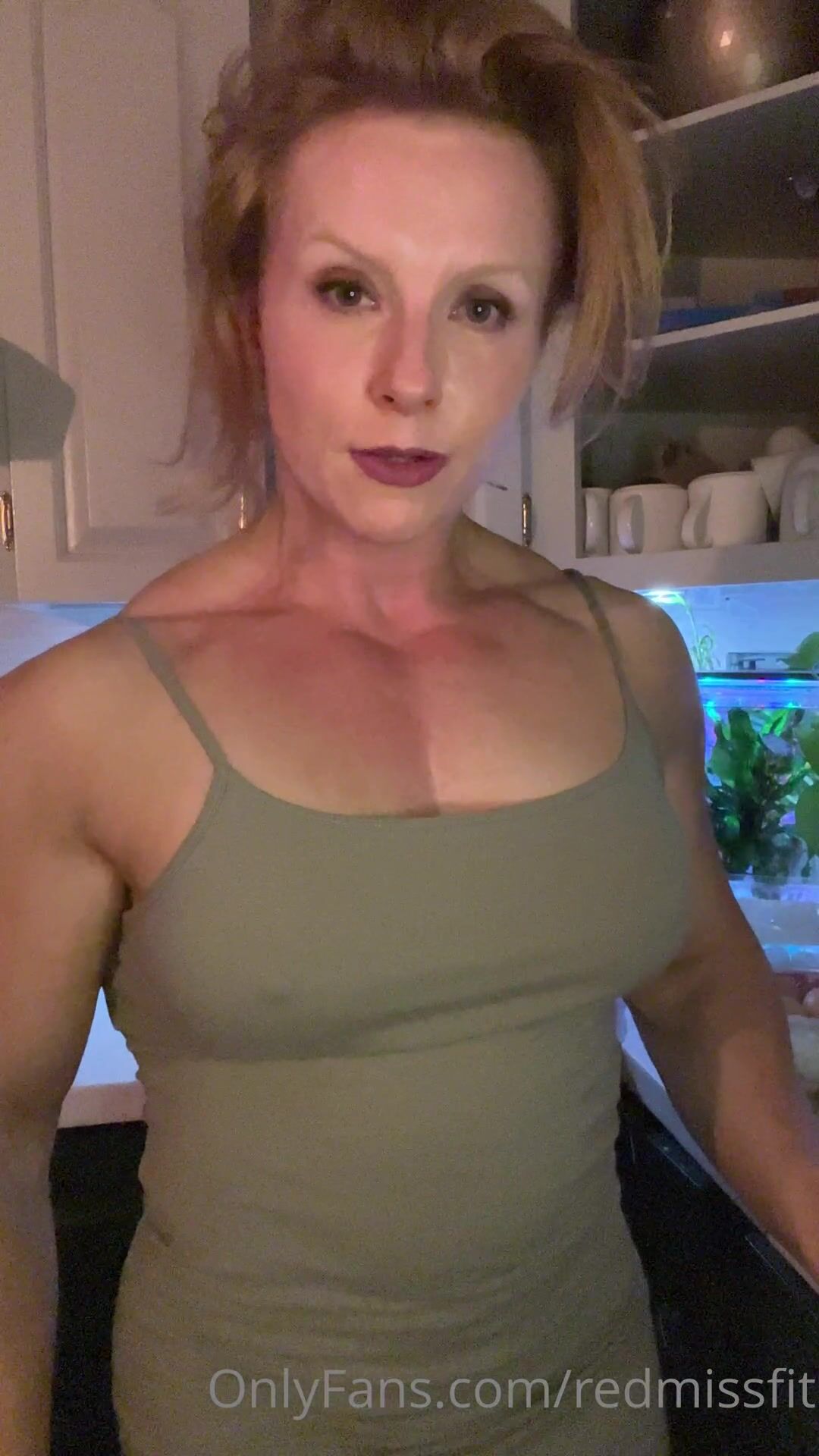 Fbb hard rock pecs