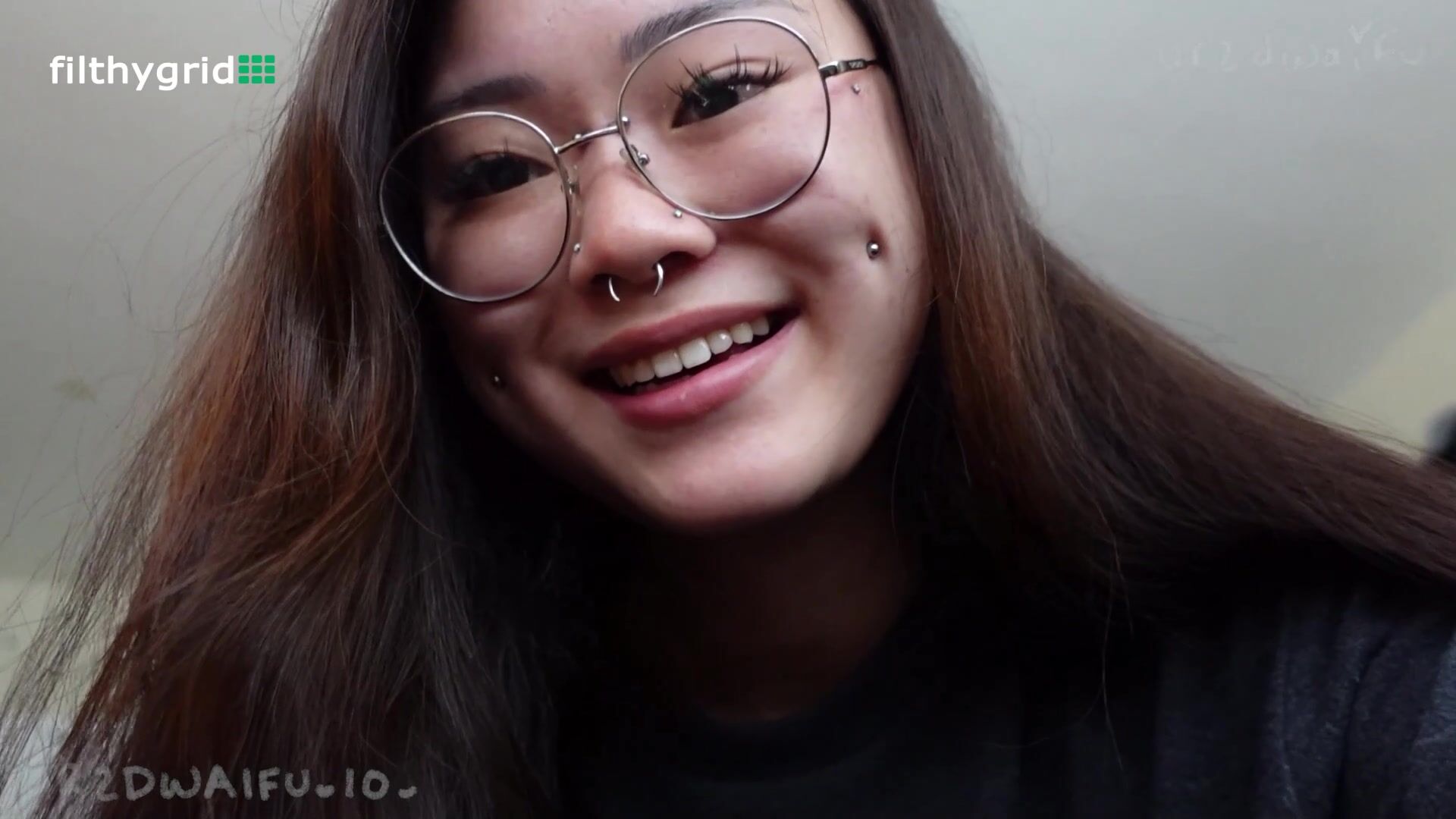 Ur2dWaifu - GF feeds you farts, spit and burps
