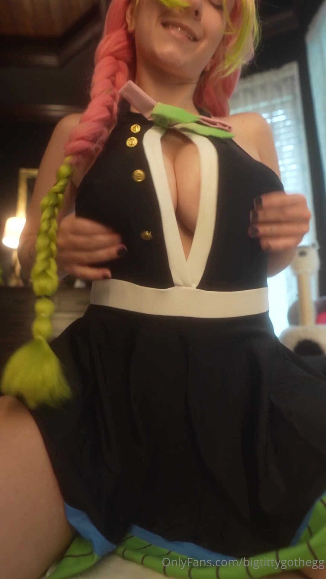 Bigtittygothegg - Mitsuri cosplay dildo ride