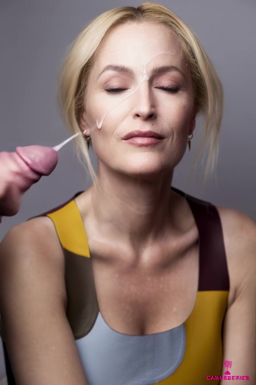 Gillian Anderson (fake)
