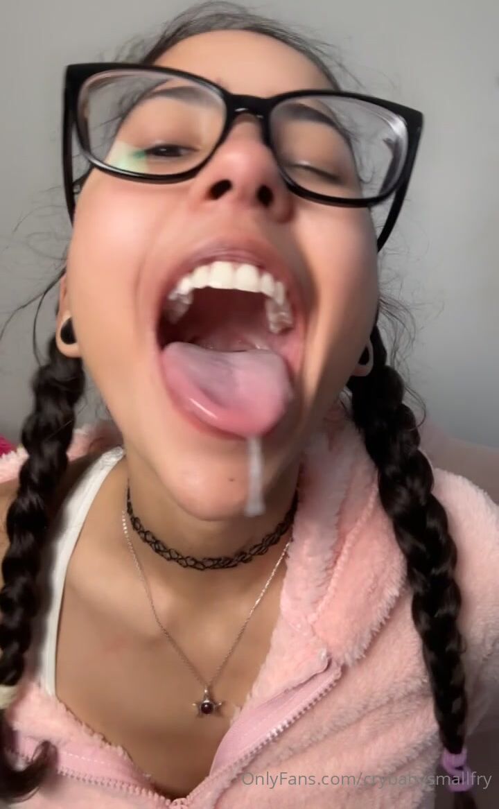 Emmy banks goon encouragement