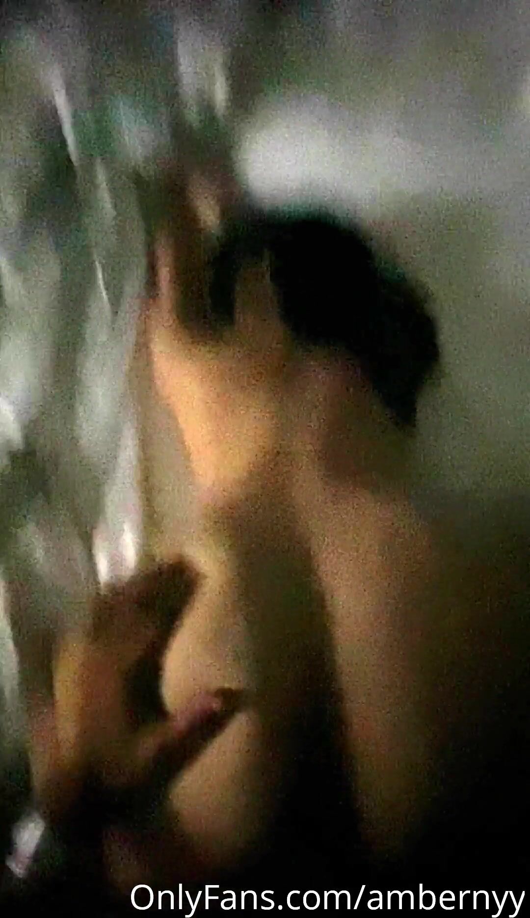 Ambernyy sex
