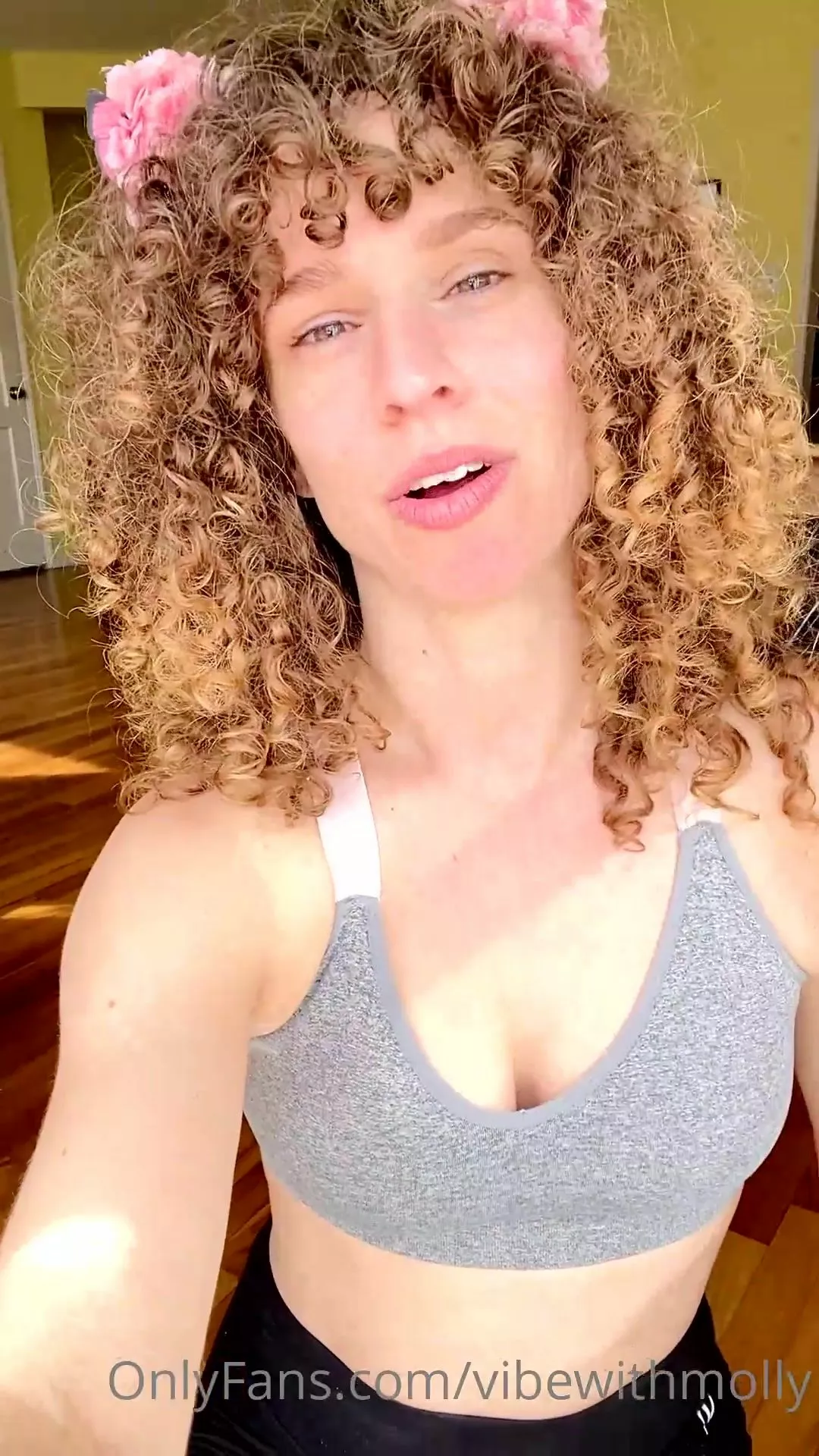 vibewithmolly 02 02 2021 Wanted to make a video and let you know what my go xxx onlyfans porn