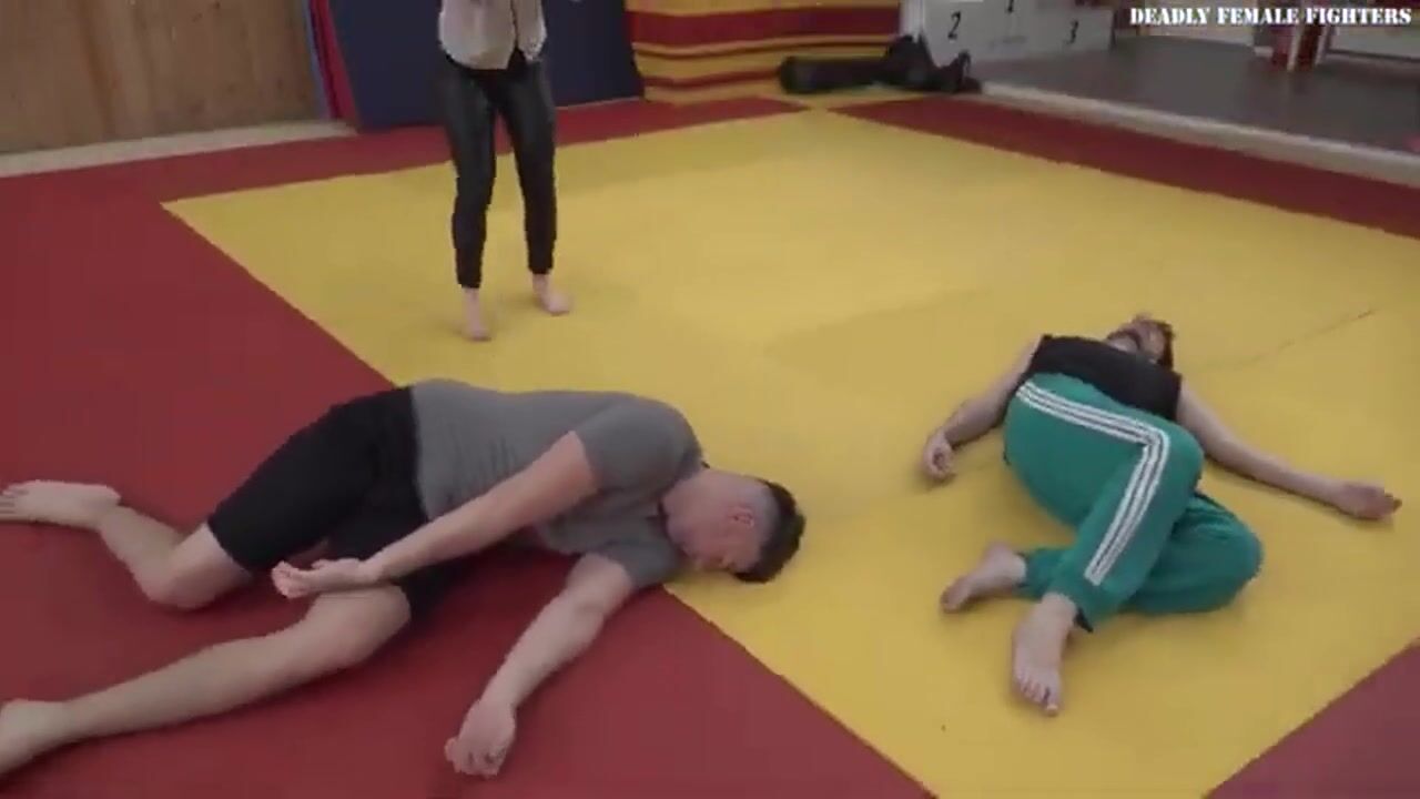 Barbotka taekwondo feet