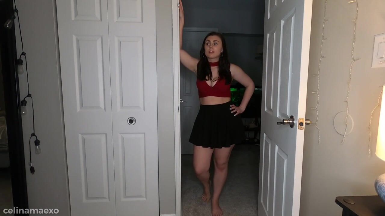Celinamaexo - step-Sister Pretends to be Your Girlfriend