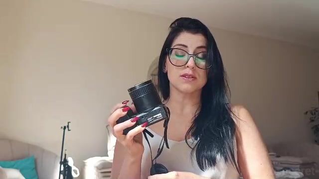 LinaFoxSecret - Honey, I Shrunk My Stepson 2 – Unaware Giantess