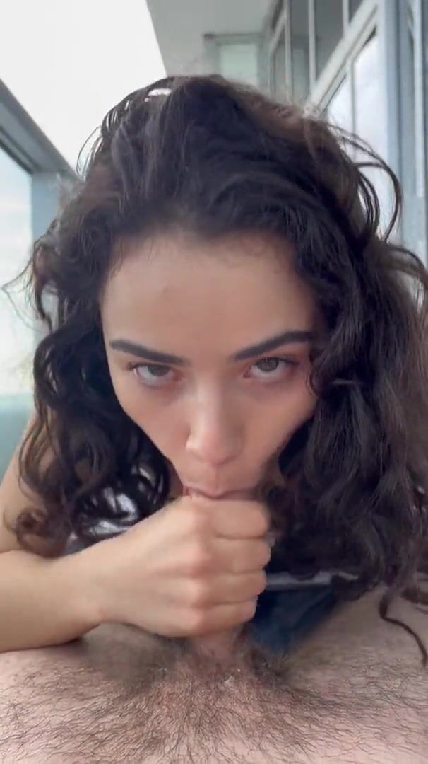 Jameliz - Balcony Blowjob