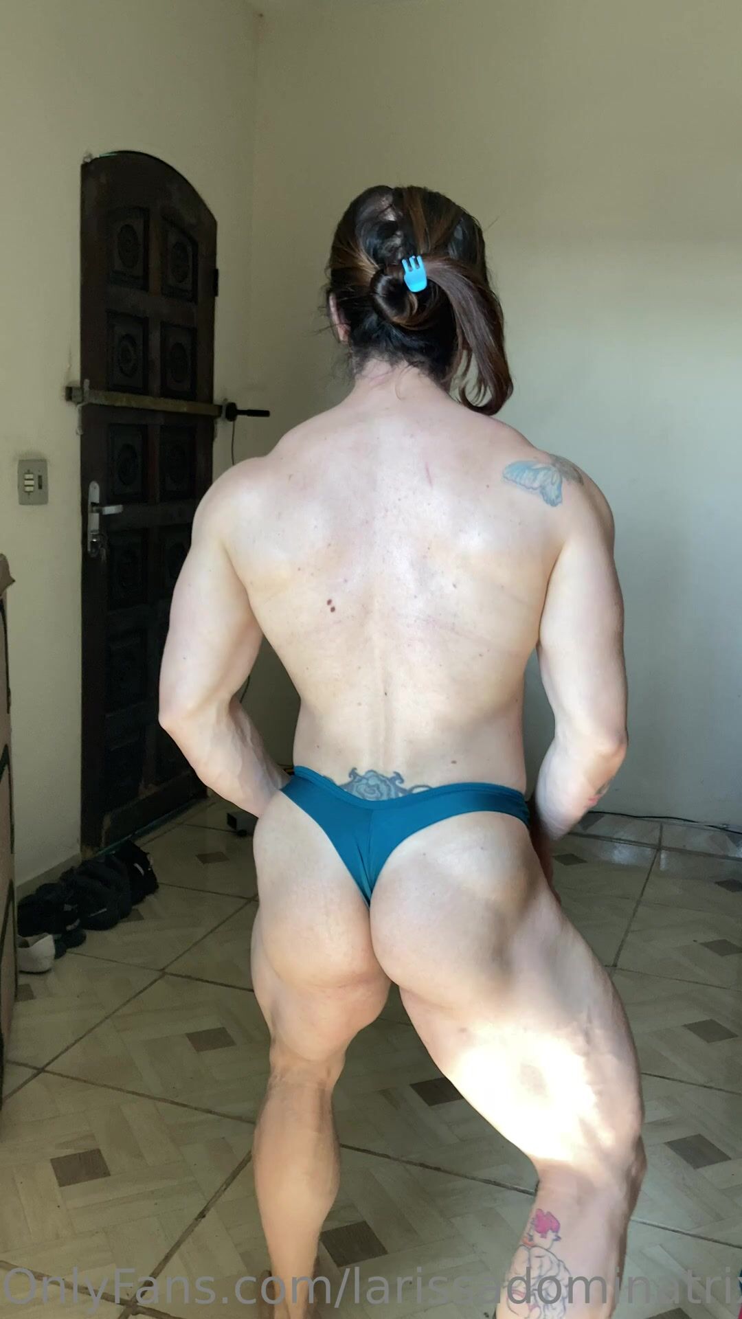 Fbb dominatrix Larissa