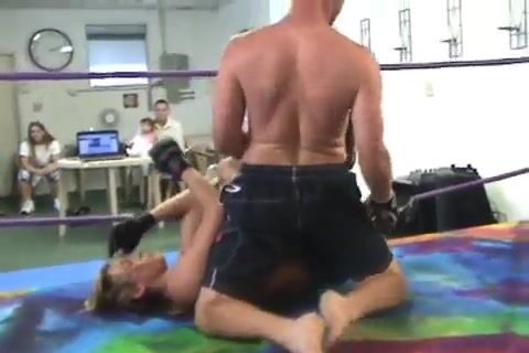 Shefights - Julie Squeeze vs Youtube Guy MMA Fight