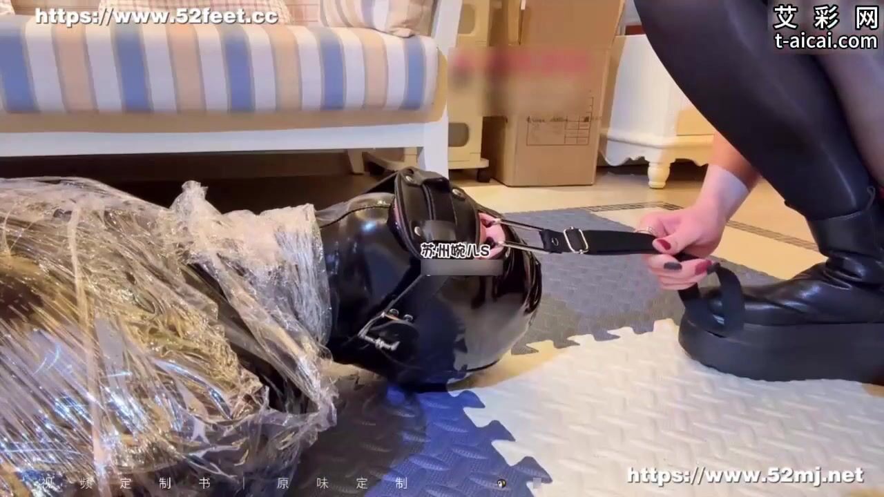 Asian femdom smother