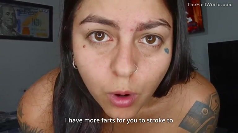 Elizabeth Alvarez - farts