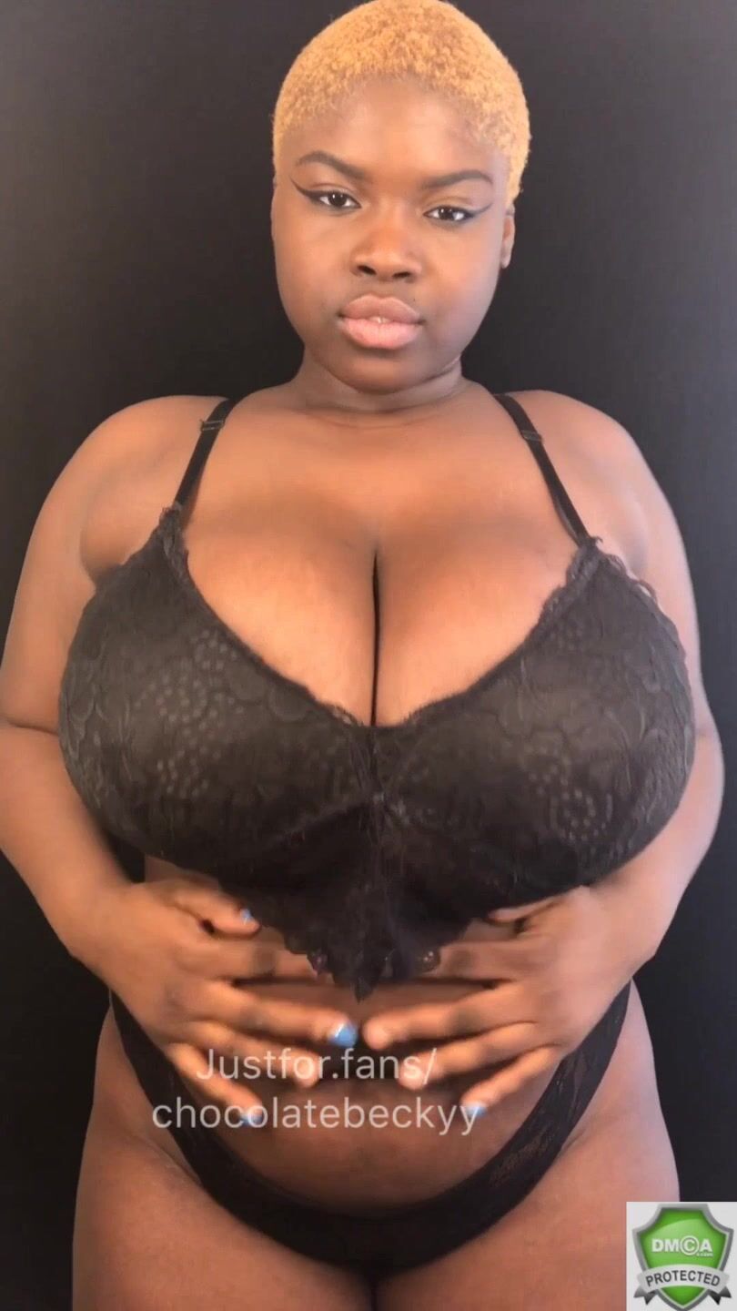 Chocolatebeckyy Big Titty Drops