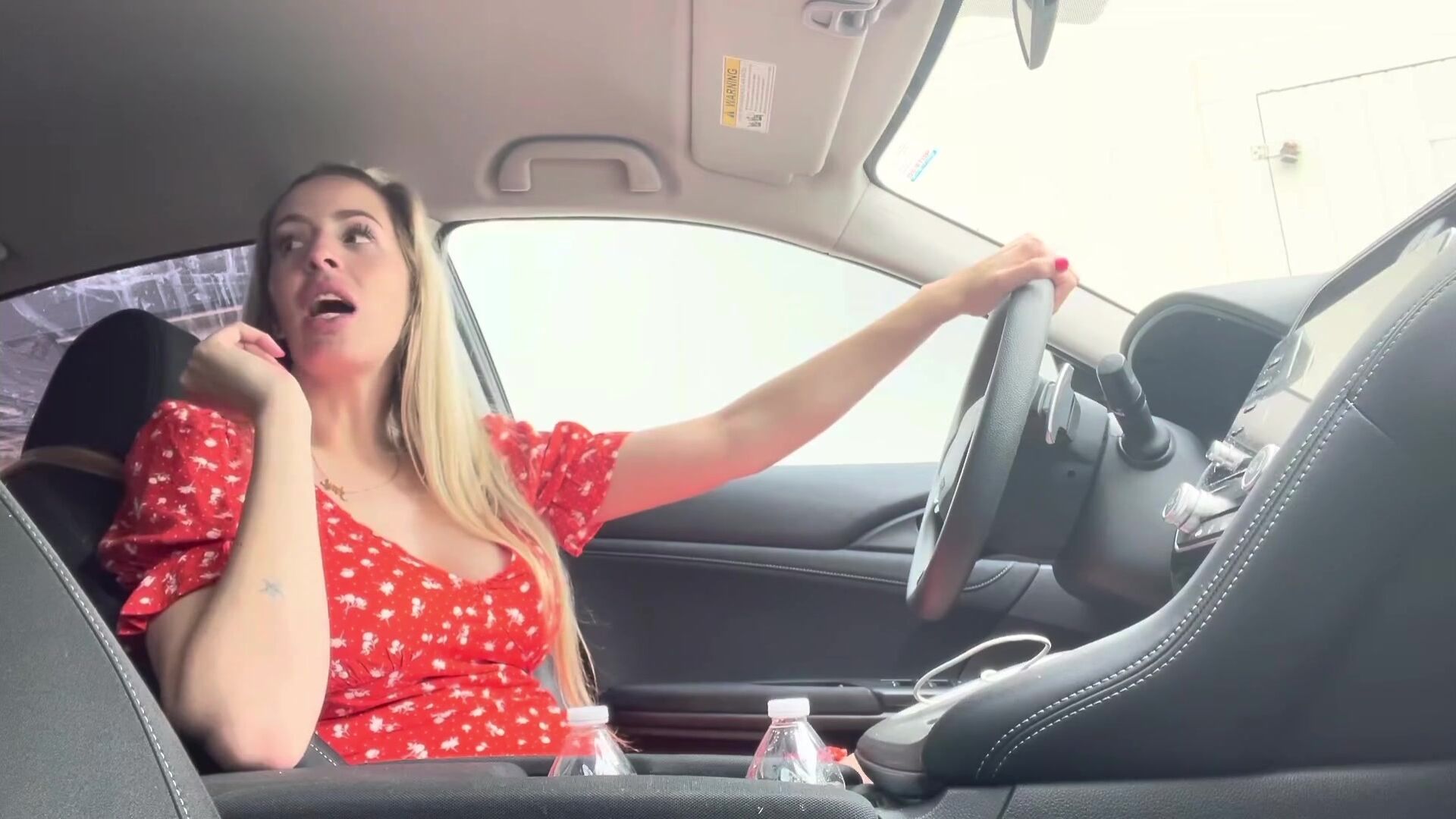 Amy farts in car and burps as uber driver