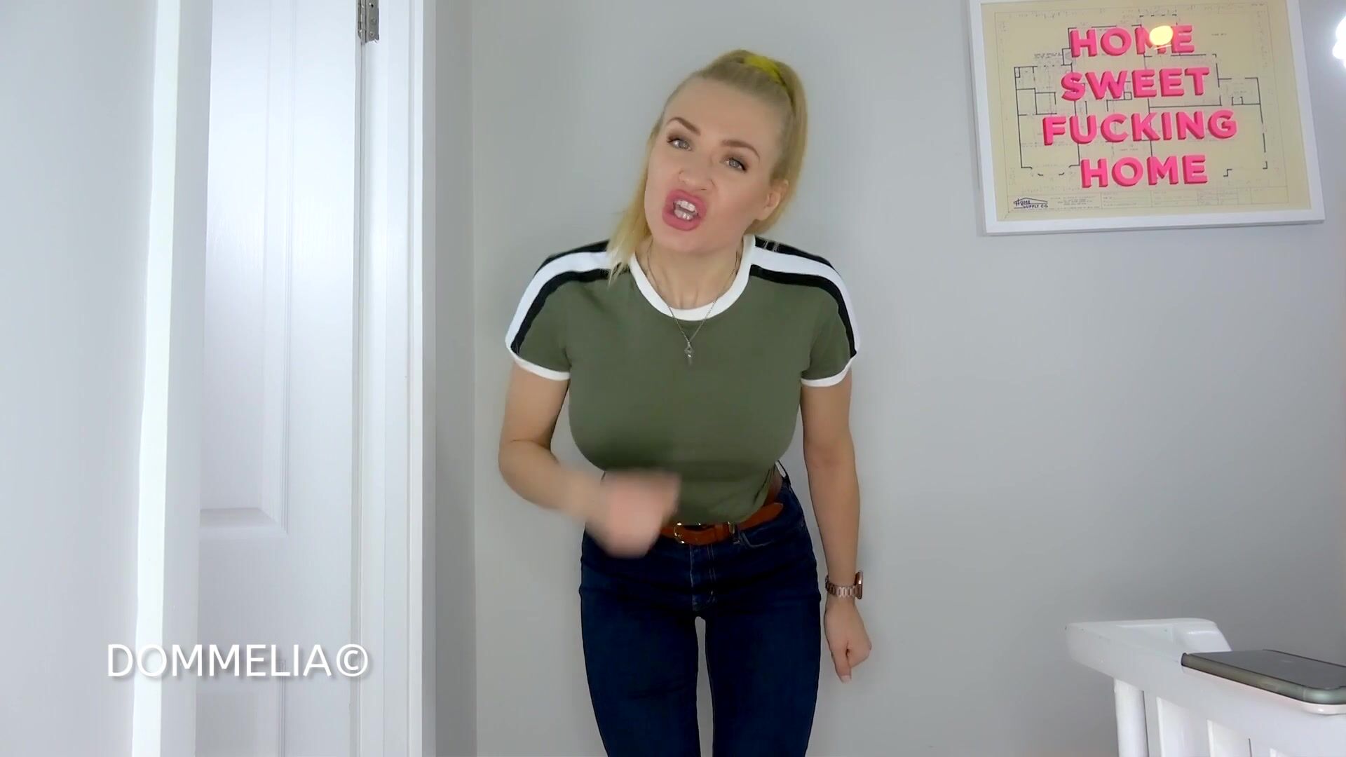 Dommelia - The Most Unfair Girlfriend In The World