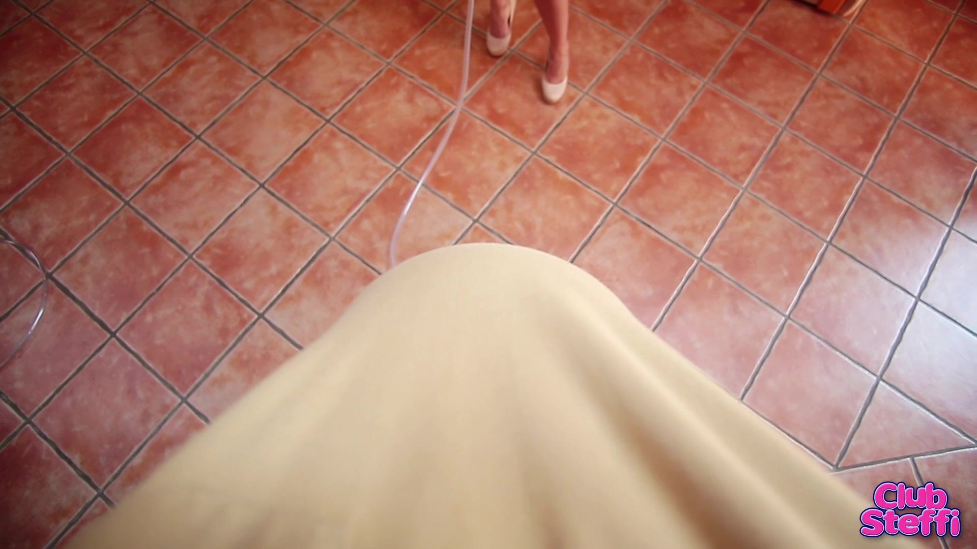 Clubsteffi POV belly inflation