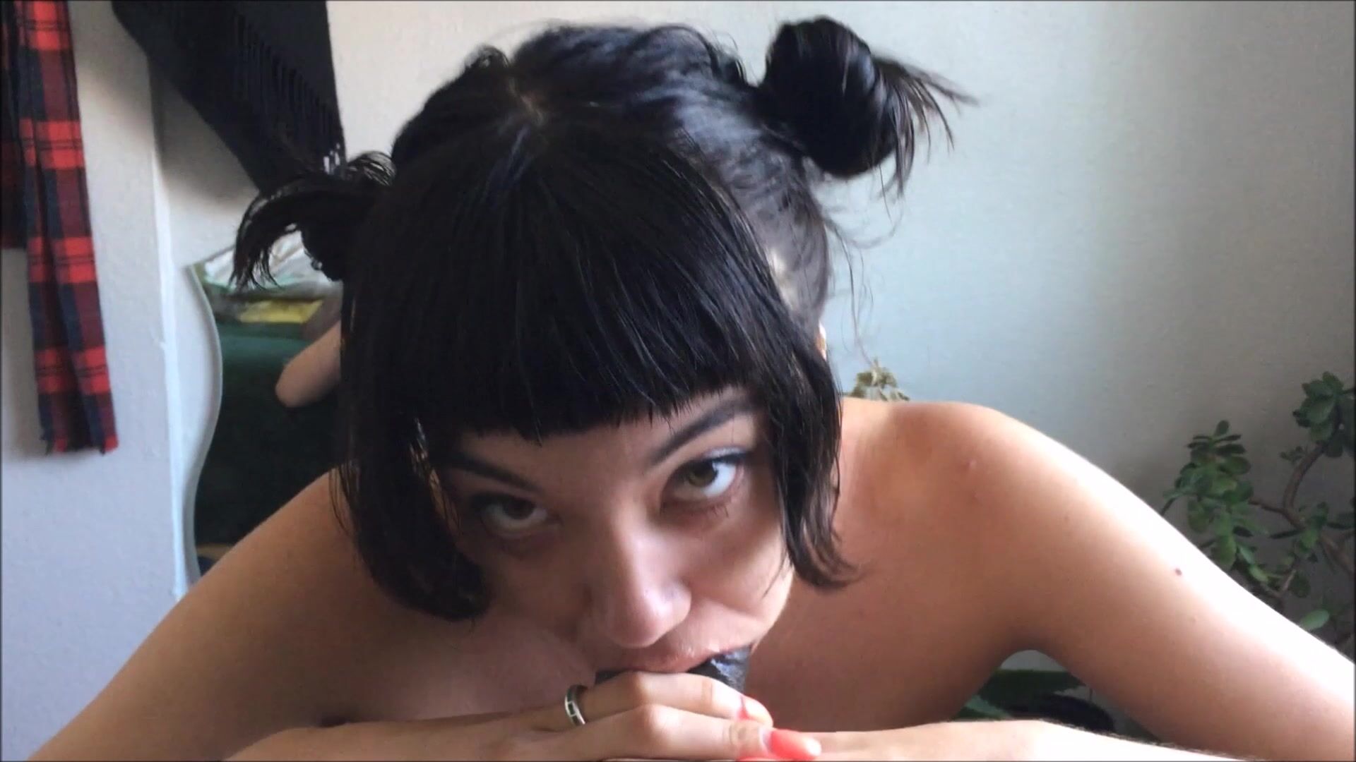 Little puck Sucking BBC (old Vid)