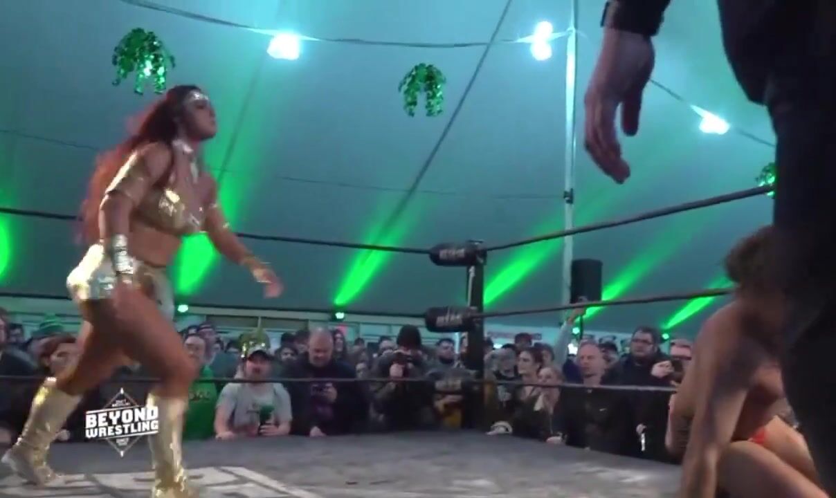 femdom wrestling lift carry