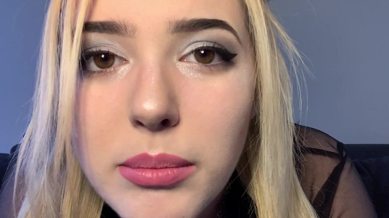 Goddess Ivy Grey Poppers Personality Removal