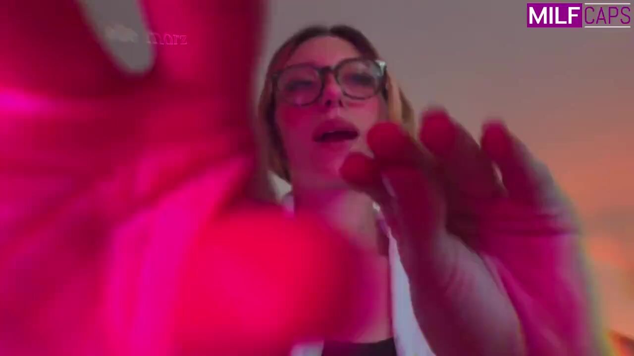 Elle Marz - Doctor Hypnobreed Newage