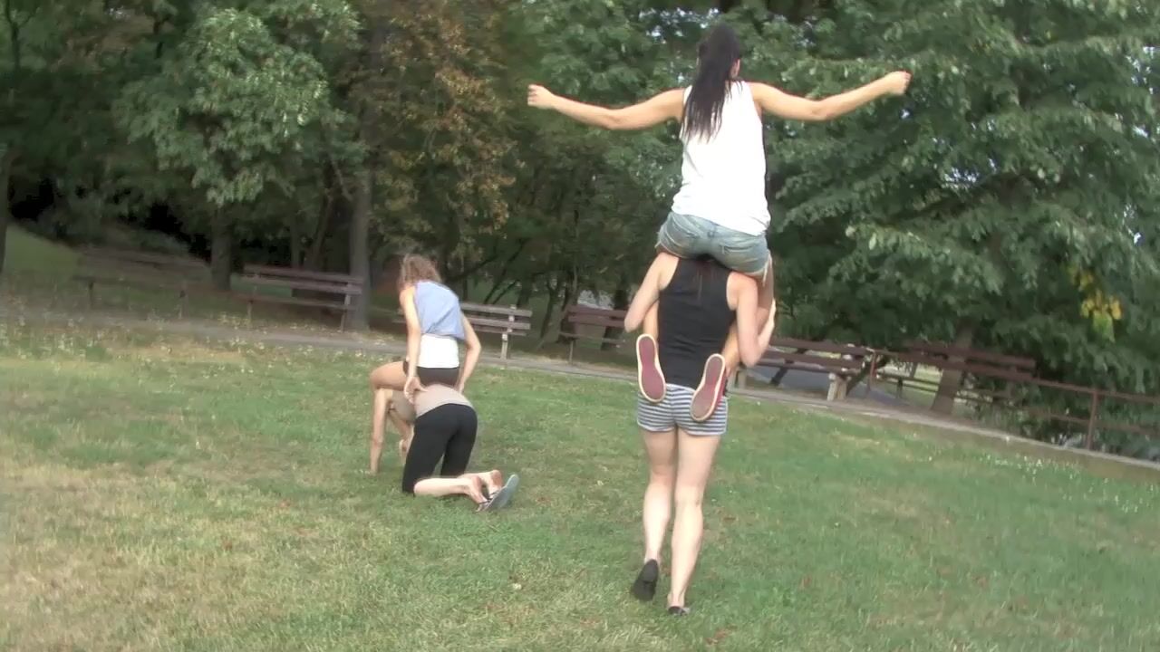Group lifting 37