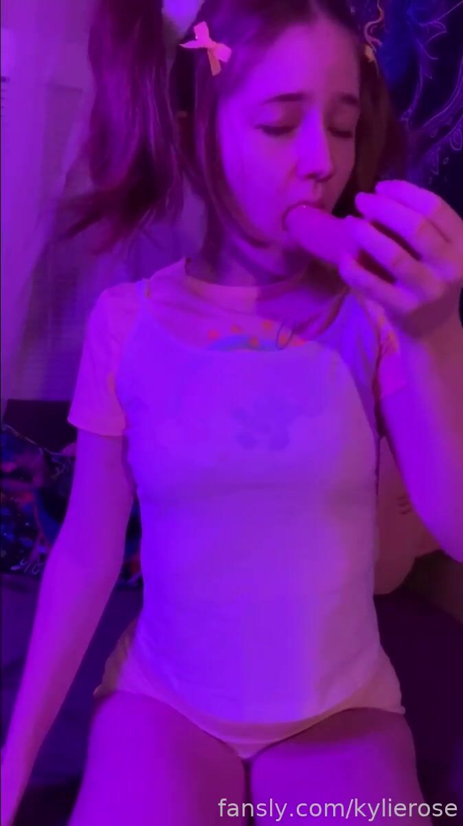 KylieRose trying to fit it all