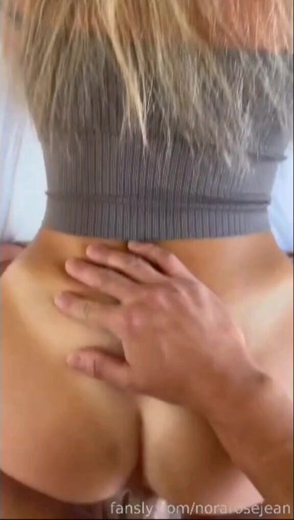 Nora Rose milf
