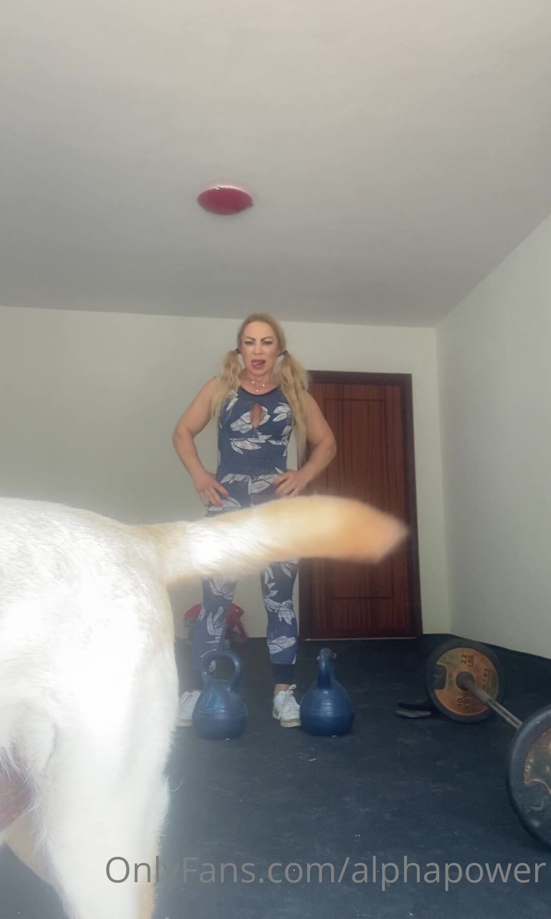 strong muscle woman lift