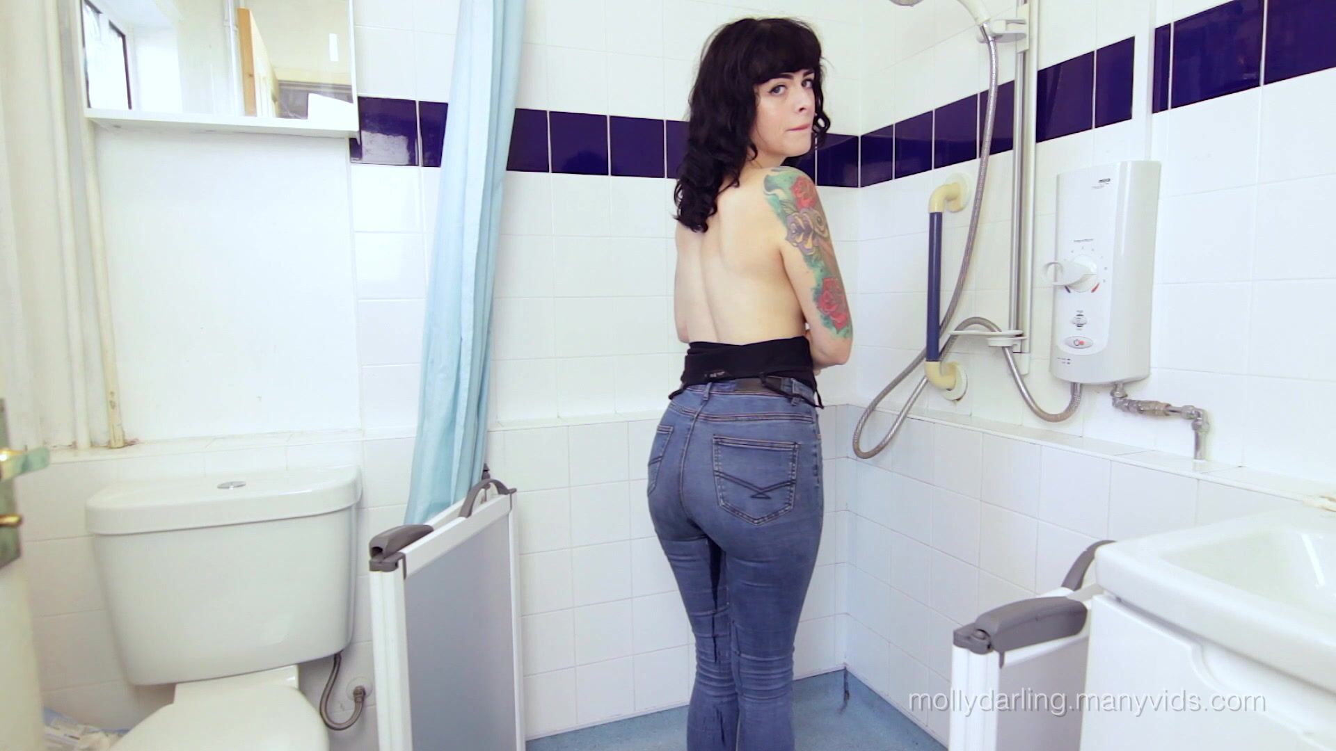 Molly Darling - Pissing In My Jeans From Behind