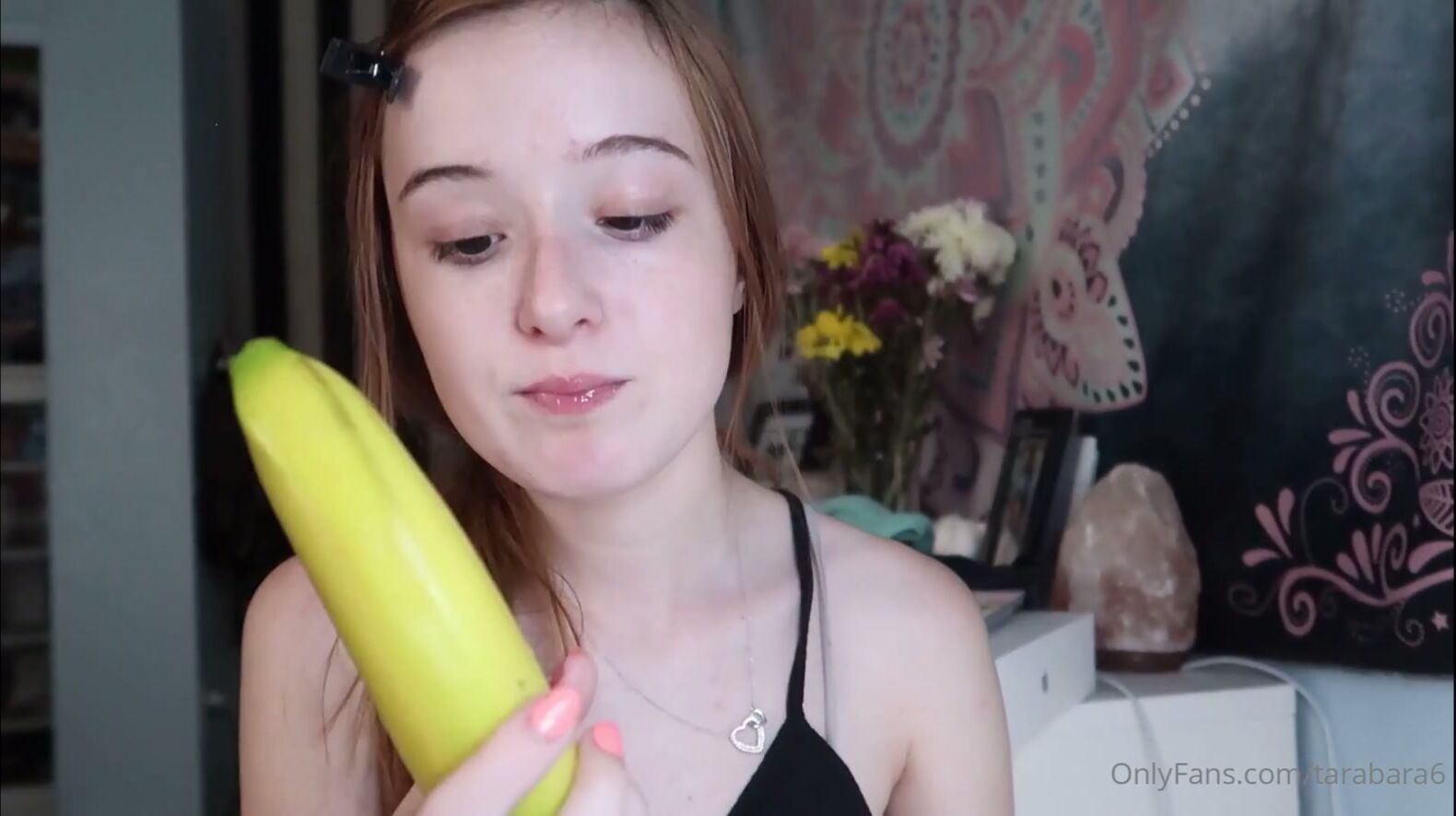 youtuber asmr on banana