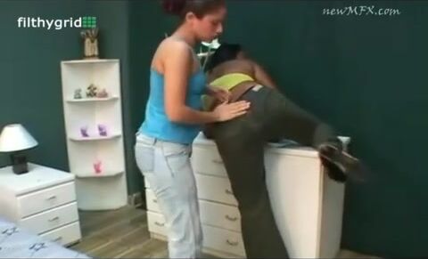 Lesbian fart