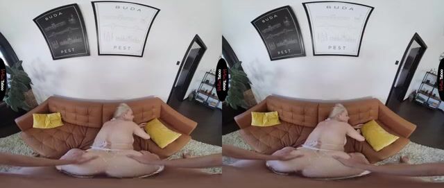SandraSweet-AttentionSeeker