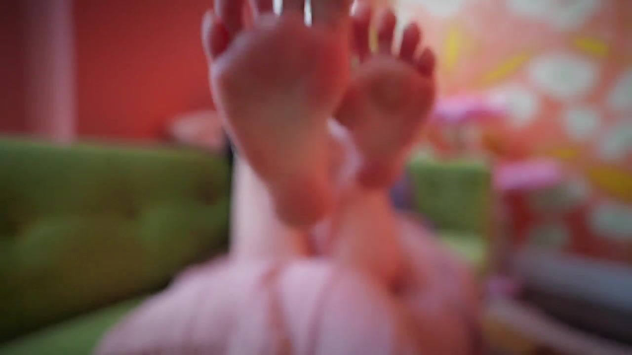 OliveWood - Your Nieces Sweaty Feet