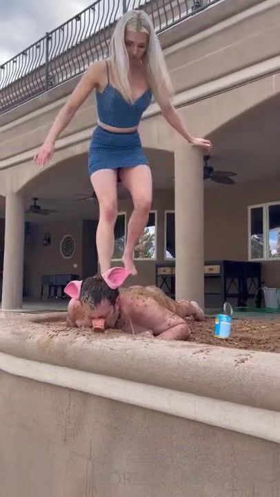 Princess Amber - We got this pig so good.