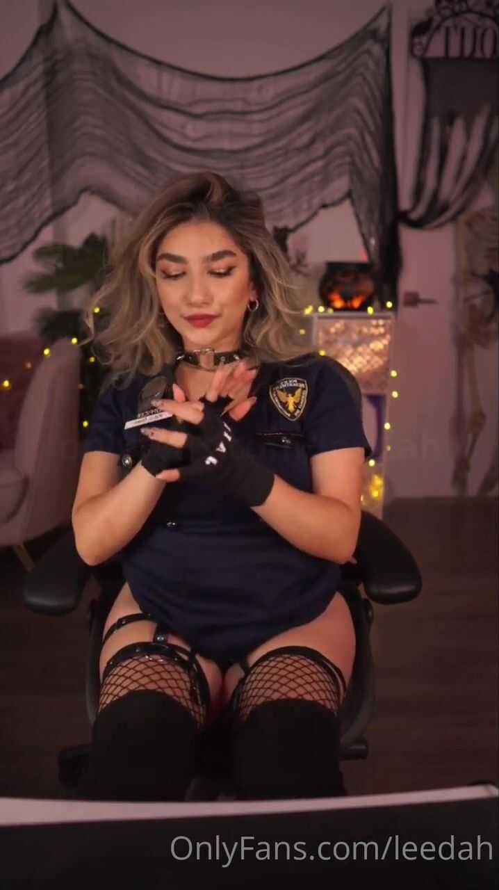leedah ASMR - police