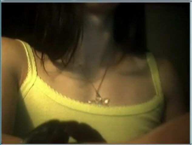 Muscle teen girl possing