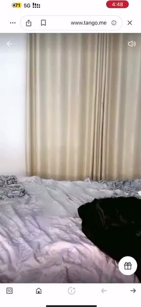 Huge thick ass Arab bitch
