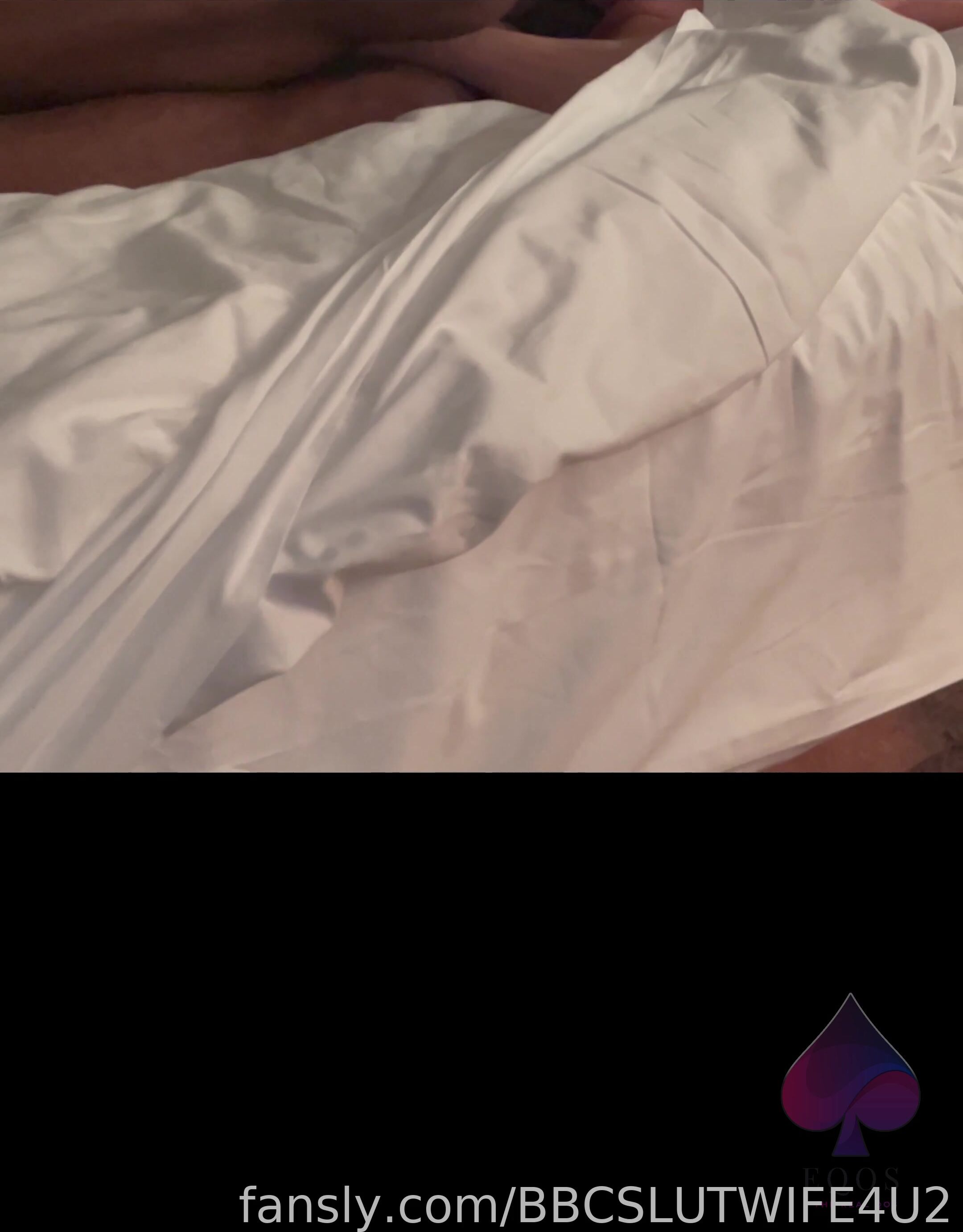 BBCSLUTWIFE4U2 bbc fuck naked on bed