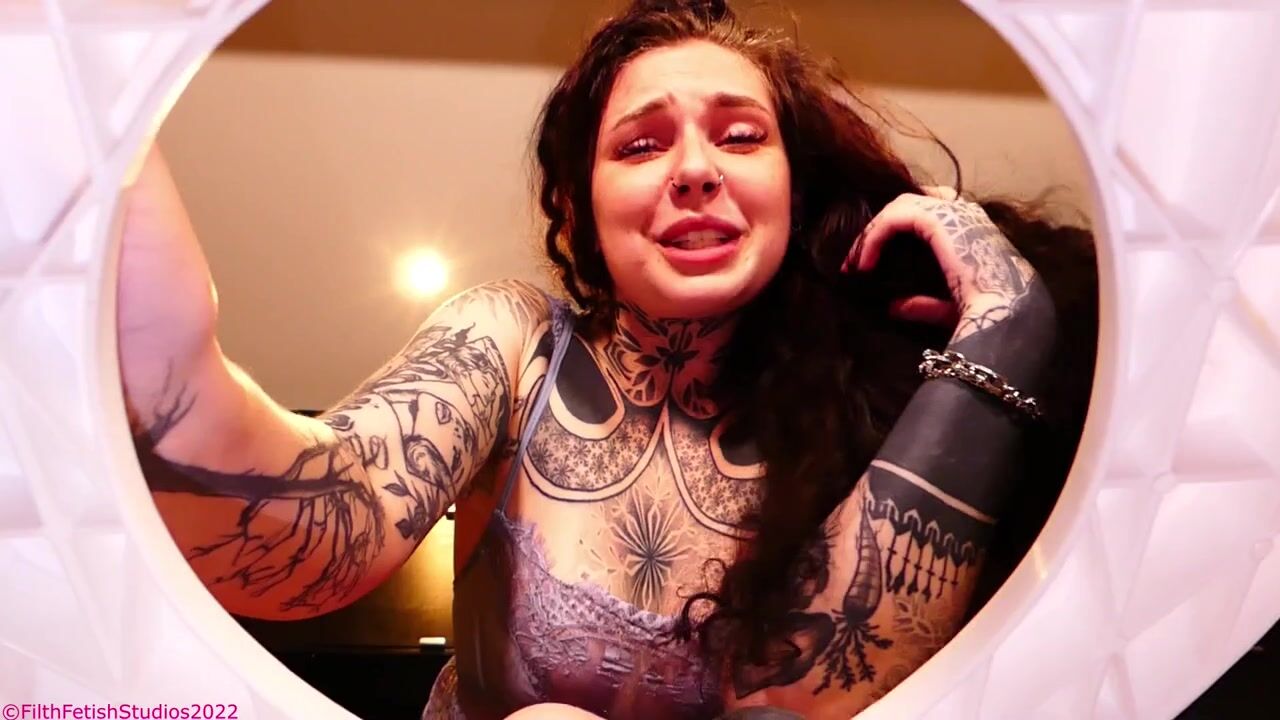 Blazedbratx - Strip Club Human Toilet Fetish