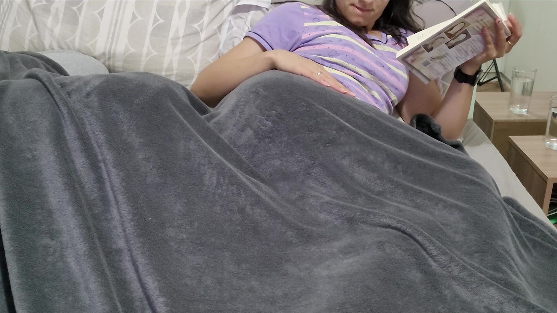 Lolas Therapy face fart dutch oven