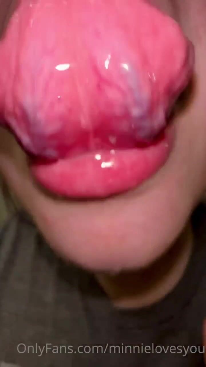 minnie gummy swallow