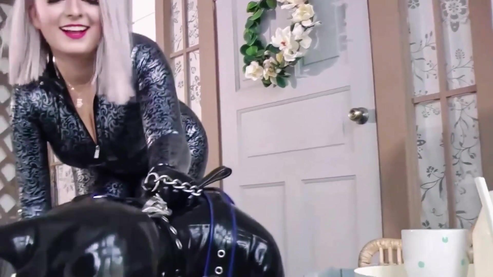 My Sex Therapy - Training my rubber puppy at home!
